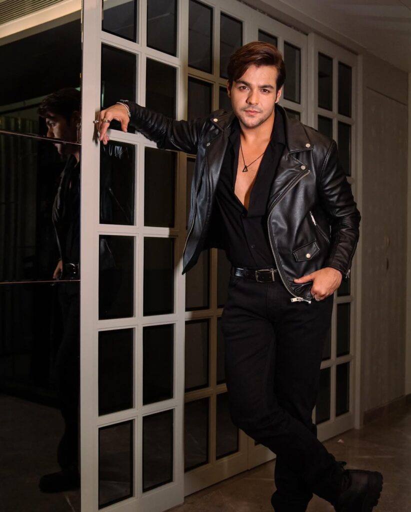 Ashish Chanchlani leather jacket post