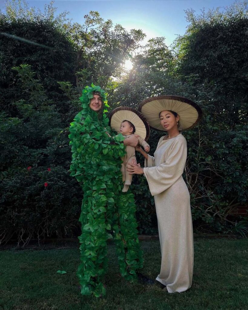 halloween has always been my favorite holiday and it's so fun to see how much teo loves hallowe